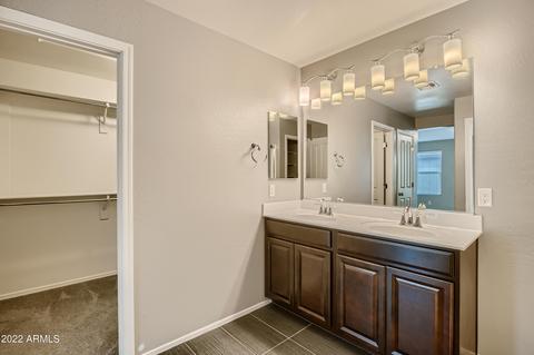 896 S Pheasant Dr, Gilbert, AZ 85296 photo 20
