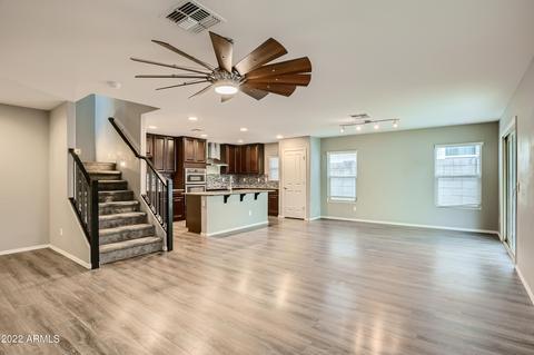 896 S Pheasant Dr, Gilbert, AZ 85296 photo 5