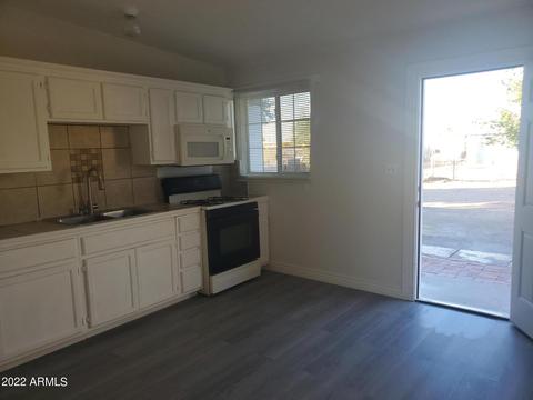 2326 E Nancy Ln, Phoenix, AZ 85042 photo 14