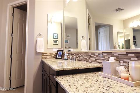 3727 E Blue Spruce Ln, Gilbert, AZ 85298 photo 12