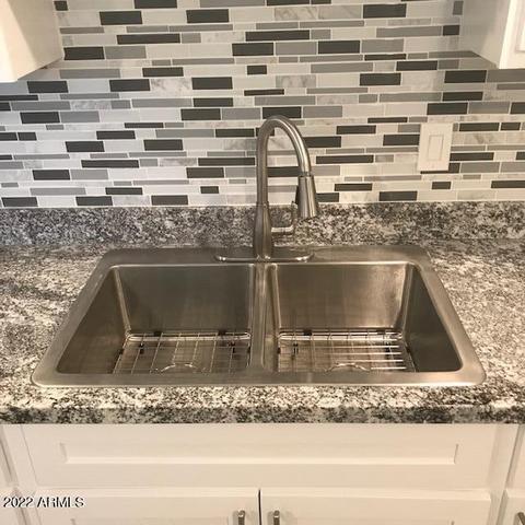 6419 W Mitchell Dr, Phoenix, AZ 85033 photo 10