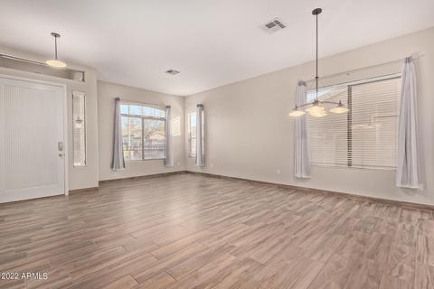 943 E Ivanhoe St, Gilbert, AZ 85295 photo 8