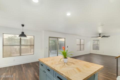 3829 E Irma Ln, Phoenix, AZ 85050 photo 18