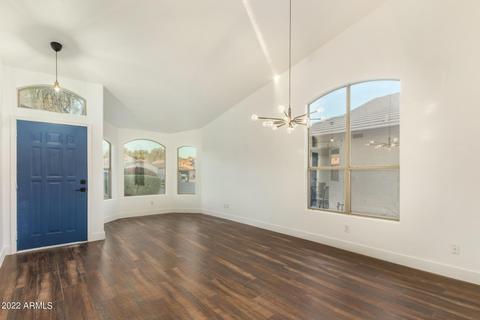 3829 E Irma Ln, Phoenix, AZ 85050 photo 8