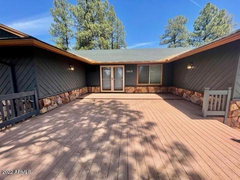 2232 Fairway Dr, Overgaard, AZ 85933 photo 4
