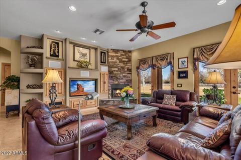 2560 E Vaughn Ct, Gilbert, AZ 85234 photo 21