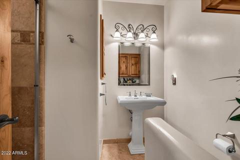 2560 E Vaughn Ct, Gilbert, AZ 85234 photo 11