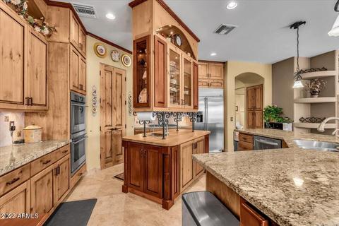 2560 E Vaughn Ct, Gilbert, AZ 85234 photo 15