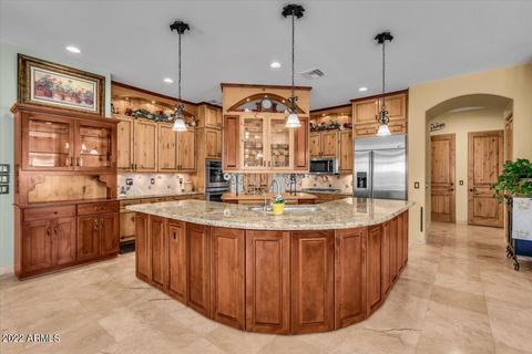 2560 E Vaughn Ct, Gilbert, AZ 85234 photo 14
