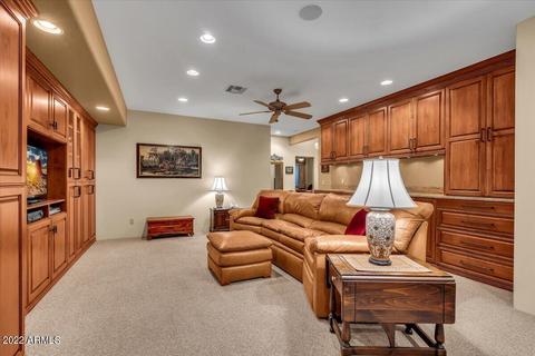 2560 E Vaughn Ct, Gilbert, AZ 85234 photo 43