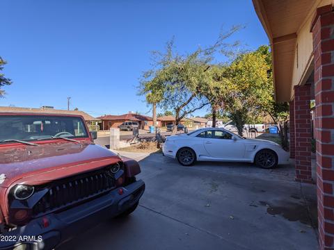 4225 W Cavalier Dr, Phoenix, AZ 85019 photo 5