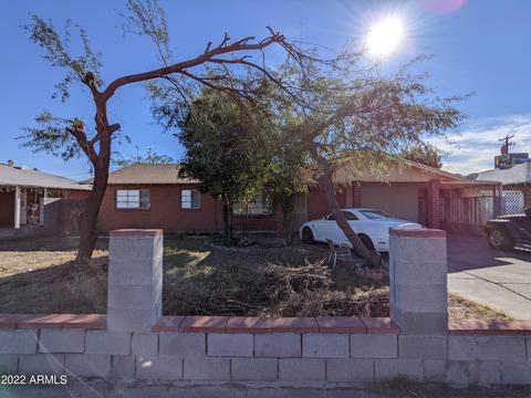4225 W Cavalier Dr, Phoenix, AZ 85019 photo 1