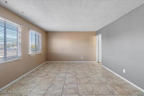 3310 W Echo Ln, Phoenix, AZ 85051 photo 12