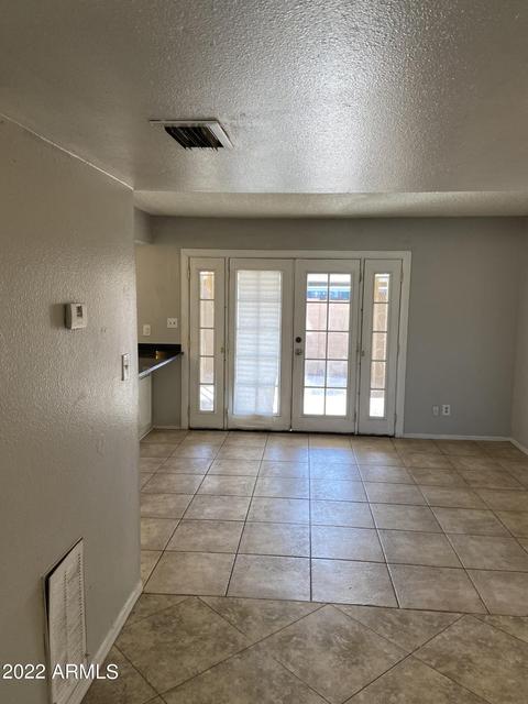 3310 W Echo Ln, Phoenix, AZ 85051 photo 32
