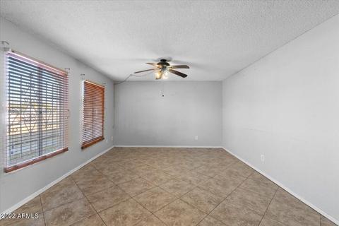 3310 W Echo Ln, Phoenix, AZ 85051 photo 3