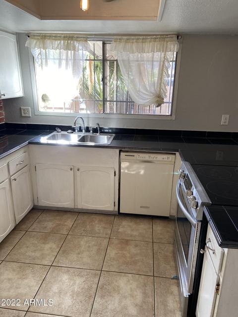 3310 W Echo Ln, Phoenix, AZ 85051 photo 45