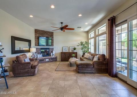 2031 E Topeka Dr, Phoenix, AZ 85024 photo 3