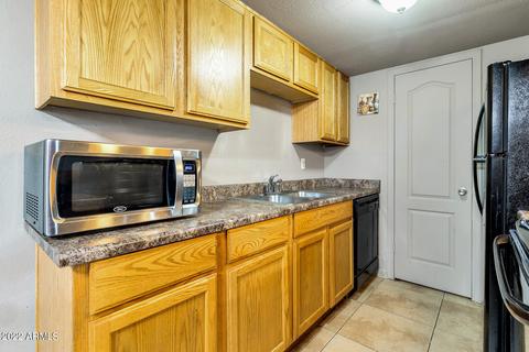 4265 N 68th Ln, Phoenix, AZ 85033 photo 6
