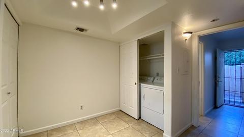 1025 E Highland Ave #38, Phoenix, AZ 85014 photo 6