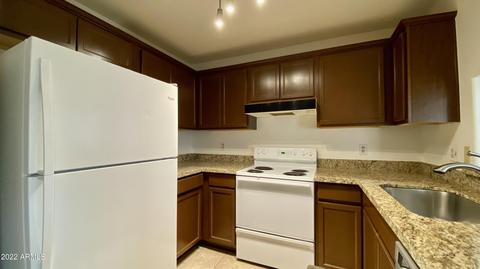 1025 E Highland Ave #38, Phoenix, AZ 85014 photo 4