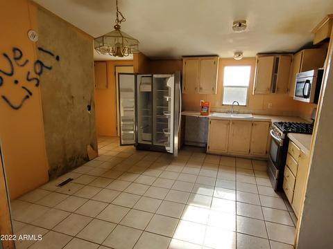 9568 E Olive Ave, Hereford, AZ 85615 photo 4