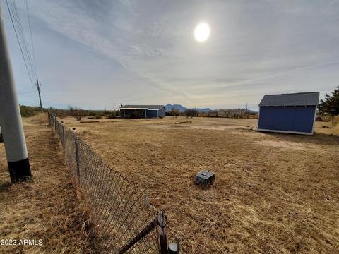 9568 E Olive Ave, Hereford, AZ 85615 photo 2