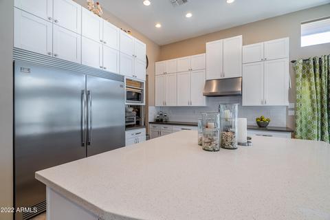 4041 E Saint Joseph Way, Phoenix, AZ 85018 photo 8