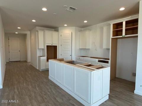 9844 E Satellite Dr, Mesa, AZ 85212 photo 4