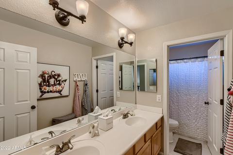 3274 E Washington Ave, Gilbert, AZ 85234 photo 19