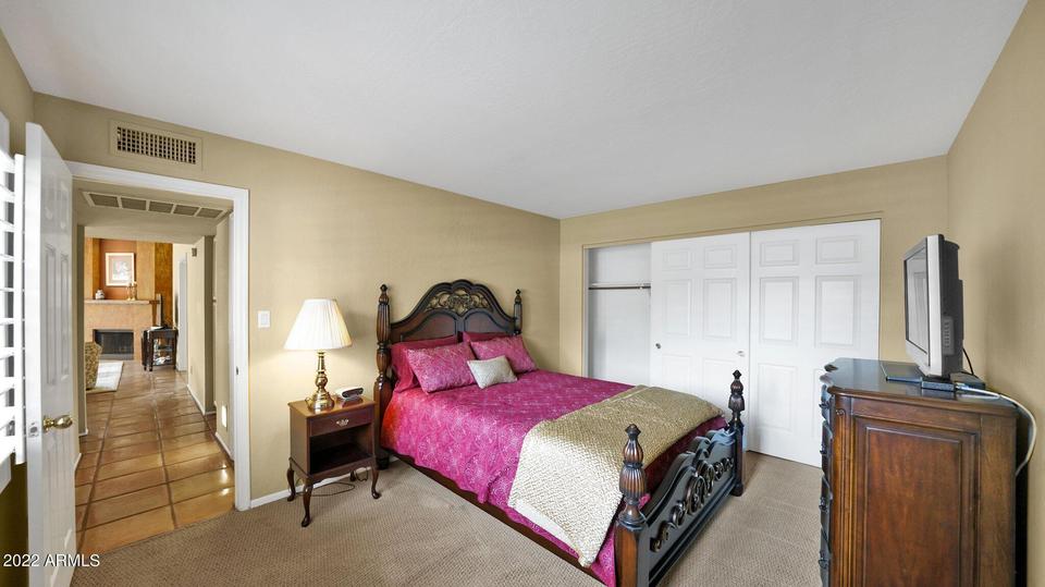  4021 E Round Hill Dr, Phoenix, AZ 85028 photo 3