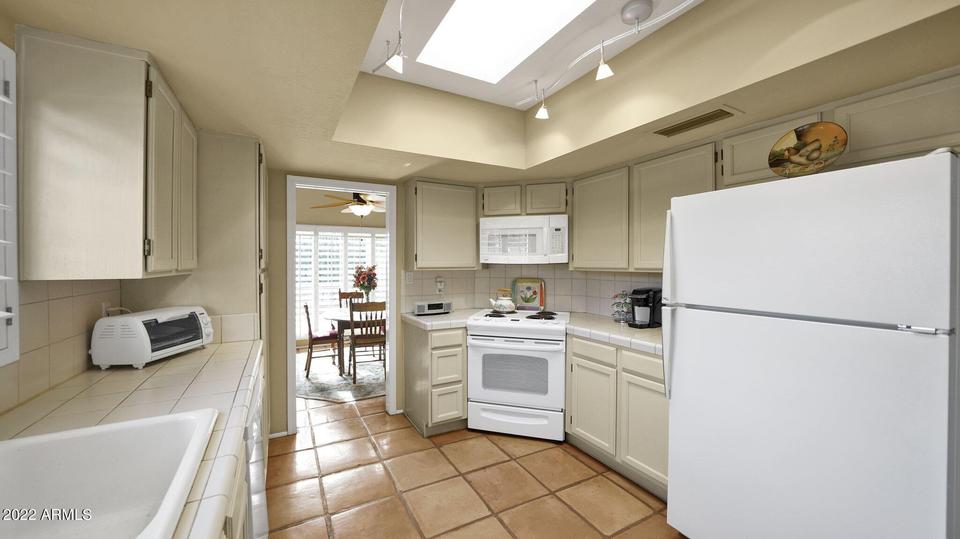  4021 E Round Hill Dr, Phoenix, AZ 85028 photo 20