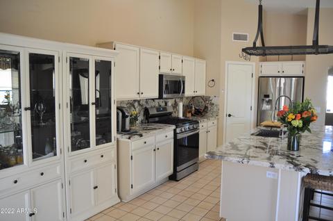 3537 E Kerry Ln, Phoenix, AZ 85050 photo 10