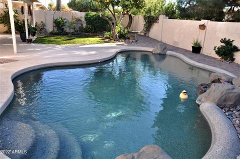 3537 E Kerry Ln, Phoenix, AZ 85050 photo 5