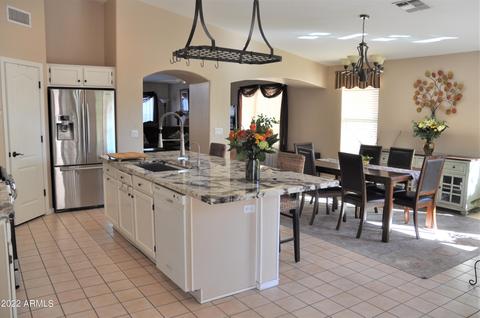 3537 E Kerry Ln, Phoenix, AZ 85050 photo 9