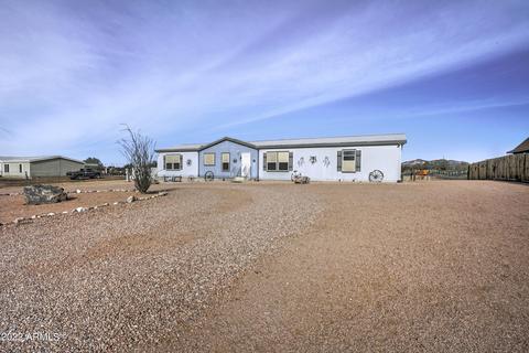 660 E Scenic St, Apache Junction, AZ 85119 photo 3