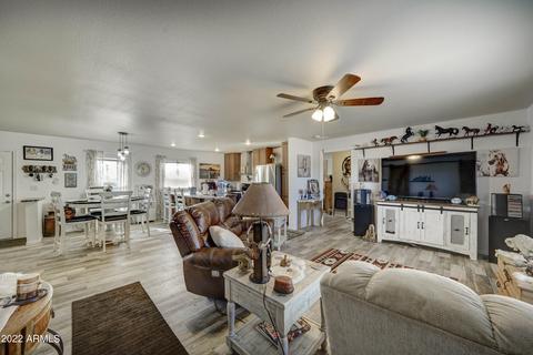 660 E Scenic St, Apache Junction, AZ 85119 photo 7