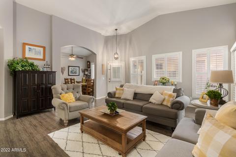 2029 E Huron Ct, Gilbert, AZ 85234 photo 7