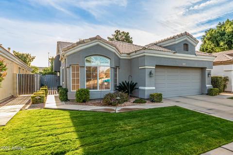 2029 E Huron Ct, Gilbert, AZ 85234 photo 2