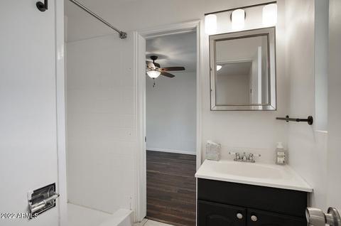 3740 E Piccadilly Rd, Phoenix, AZ 85018 photo 15