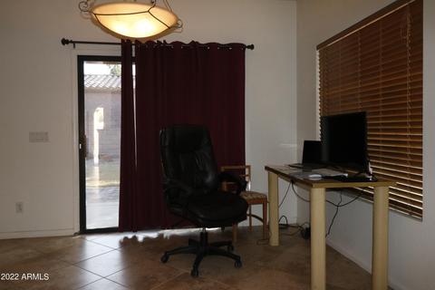 7049 S Golfside Ln, Phoenix, AZ 85042 photo 4
