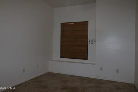 7049 S Golfside Ln, Phoenix, AZ 85042 photo 12