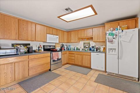 3925 E Andorra Dr, Phoenix, AZ 85032 photo 2