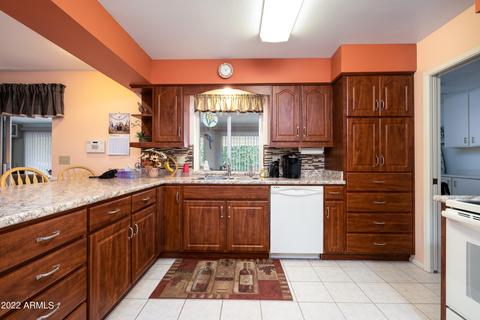8319 E Lakeview Ave, Mesa, AZ 85209 photo 11