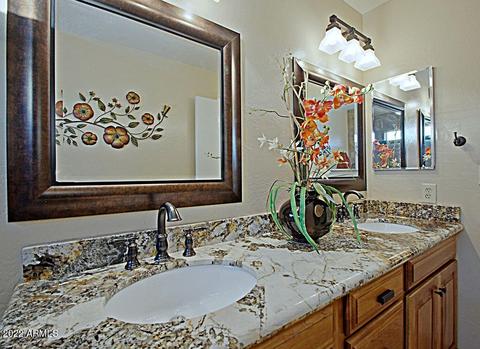 4529 E Michelle Dr, Phoenix, AZ 85032 photo 35