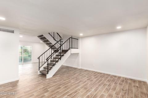 2913 E Fairmont Ave, Phoenix, AZ 85016 photo 7