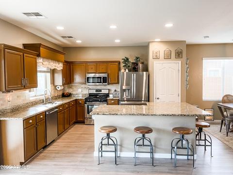 1451 E Azalea Dr E, Gilbert, AZ 85298 photo 5