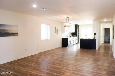 2753 E Mobile Ln, Phoenix, AZ 85040 photo 3
