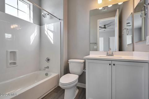 13710 E Morgan Dr, Gilbert, AZ 85295 photo 3