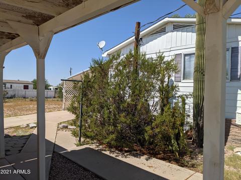 590 N Cactus Rd, Apache Junction, AZ 85119 photo 2
