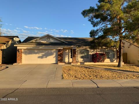 2074 E San Tan Ct, Gilbert, AZ 85296 photo 1